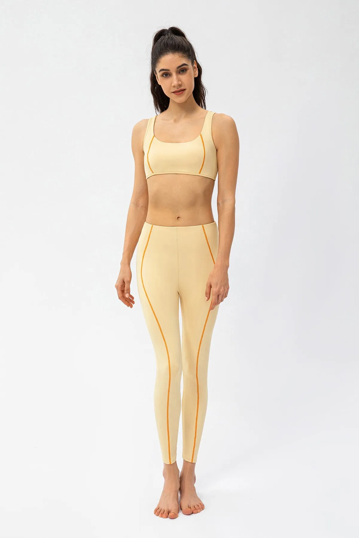 Contrast Trim Back Cutout Sports Bras Light Support