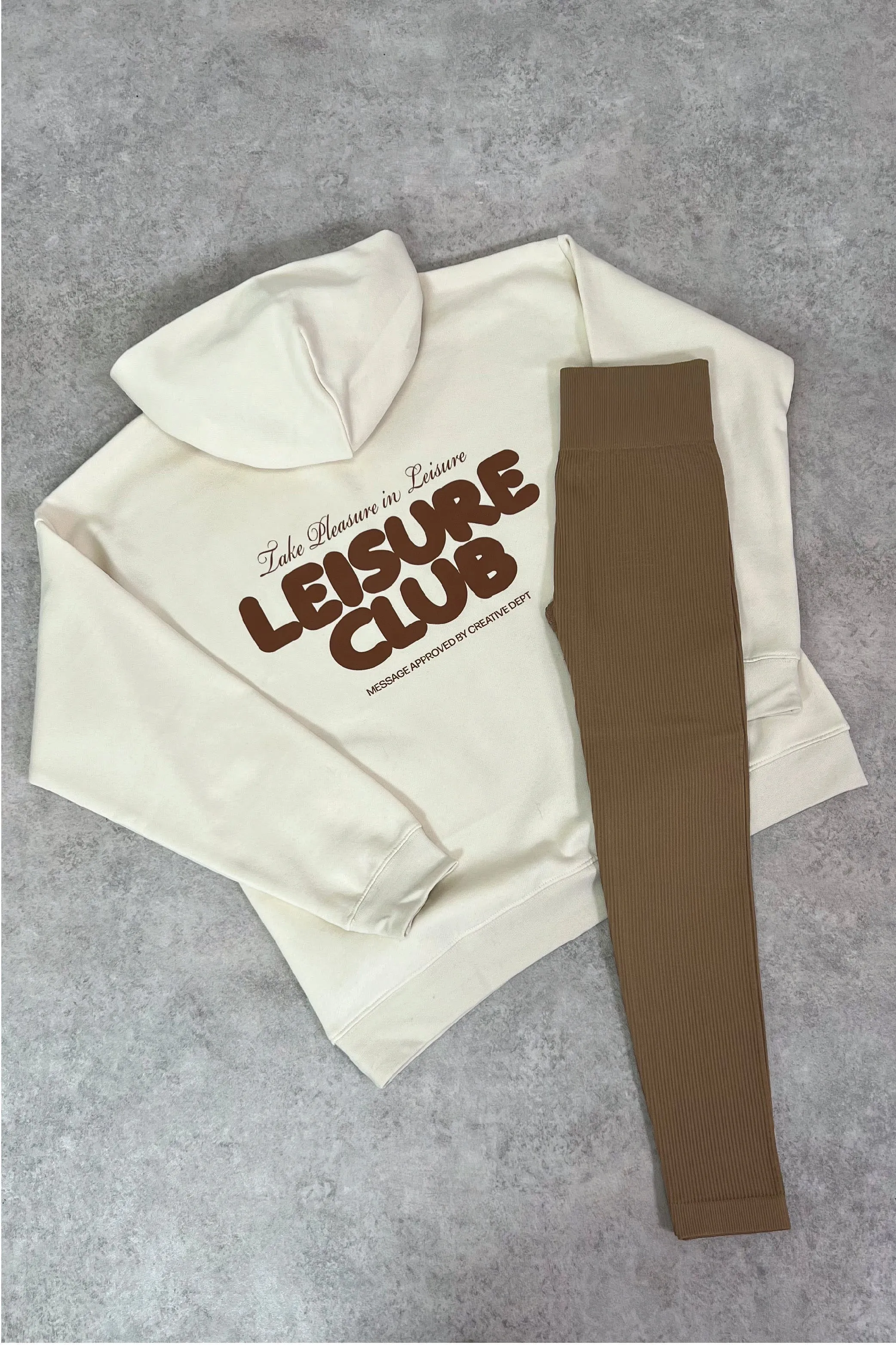 Leisure club ecru printed hoodie and legging set