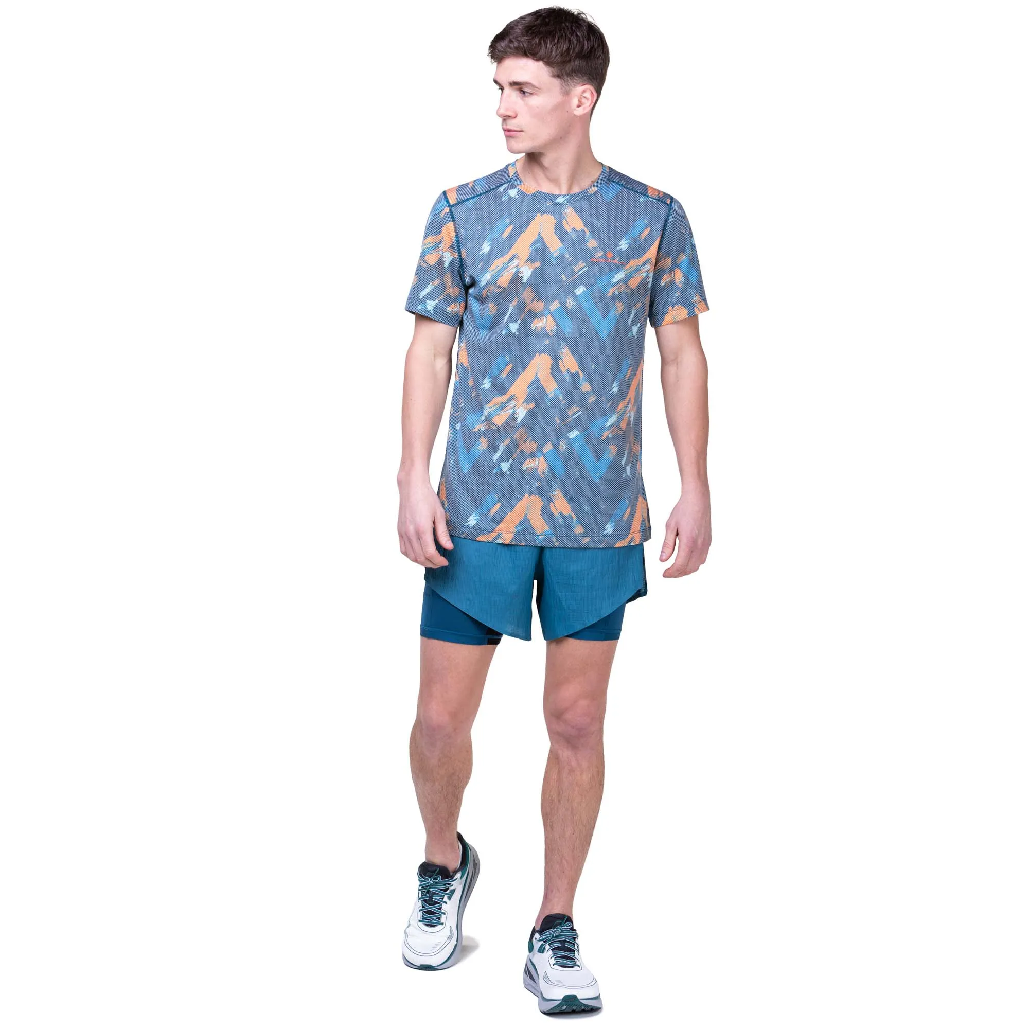 Ronhill | Men's Tech Golden Hour Tee - Legion Blue Chevron